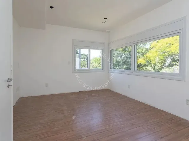 Imagem 6: Casa em Condomínio Semimobiliada para Alugar no Ipanema com 4 Quartos (3 Suítes