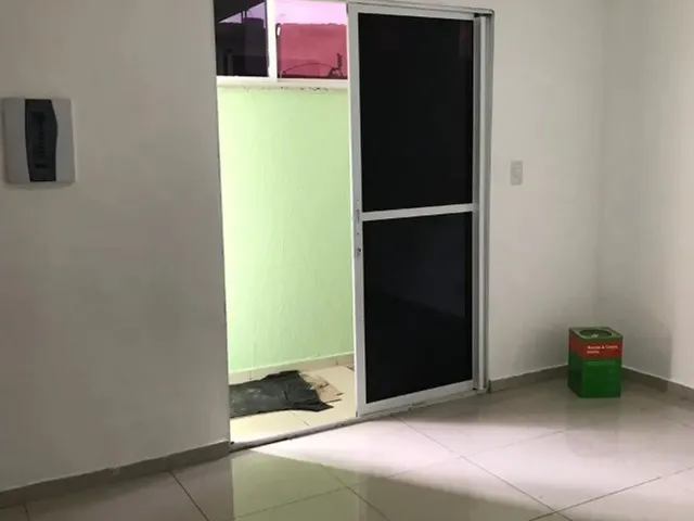Imagem 3: Casa Sobrado em Nilópolis, 2 Quartos