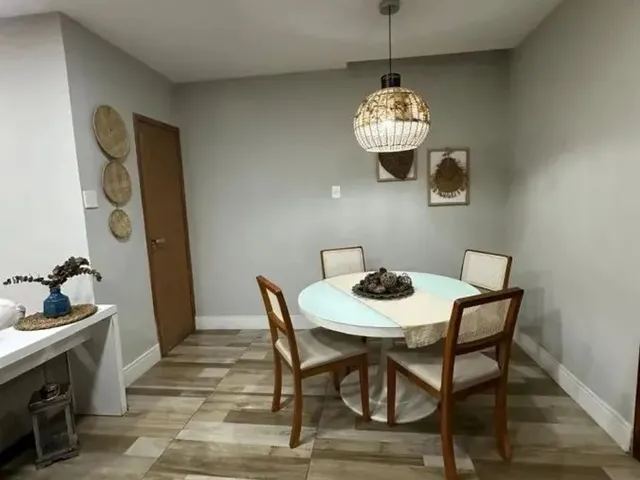 Imagem: Casa para Locação, Moqueta, 2 Dormitórios
