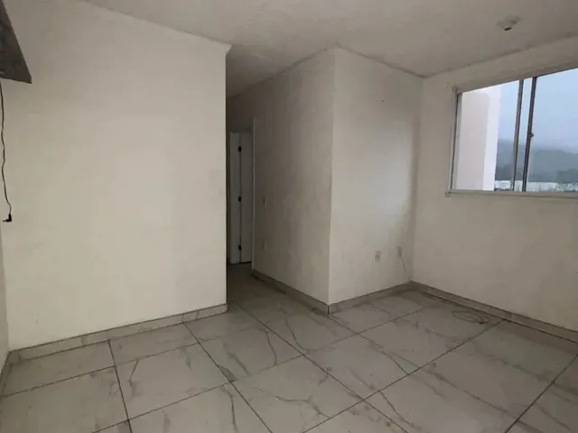 Imagem 7: Imóvel para Aluguel com 48 Metros Quadrados com 2 Quartos em Joana D&Amp;Apos;Arc - Nova