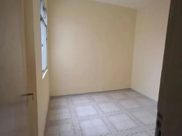Imagem 8: Imóvel para Aluguel Possui 35 Metros Quadrados com 2 Quartos em Olinda - Nilópolis - Rj