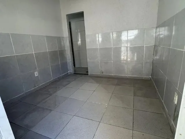 Imagem 8: Imóvel para Aluguel Possui 60 Metros Quadrados com 2 Quartos em Moquetá - Nova Iguaçu