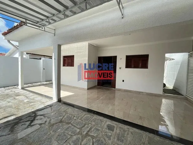 Imagem: Linda Casa no Ernesto Geisel - Pronta para
