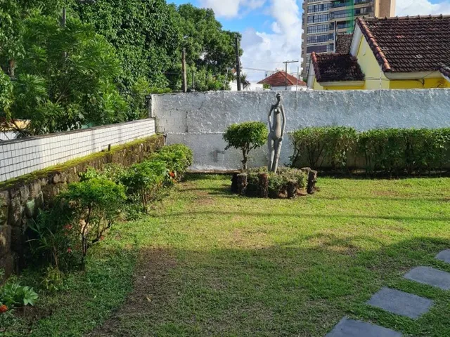 Imagem 13: Apartamento de Luxo em Casa Forte com 4 Quartos, 2 Suítes e 2 Vagas de Garagem