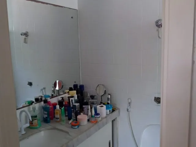 Imagem 6: Apartamento de Luxo em Casa Forte com 4 Quartos, 2 Suítes e 2 Vagas de Garagem