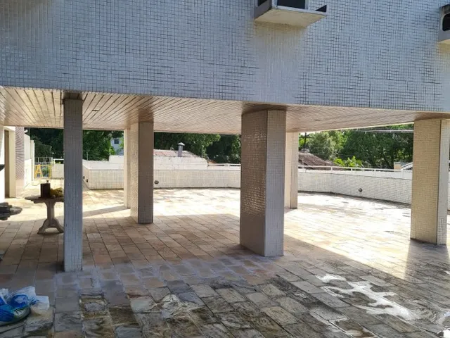 Imagem 14: Apartamento de Luxo em Casa Forte com 4 Quartos, 2 Suítes e 2 Vagas de Garagem