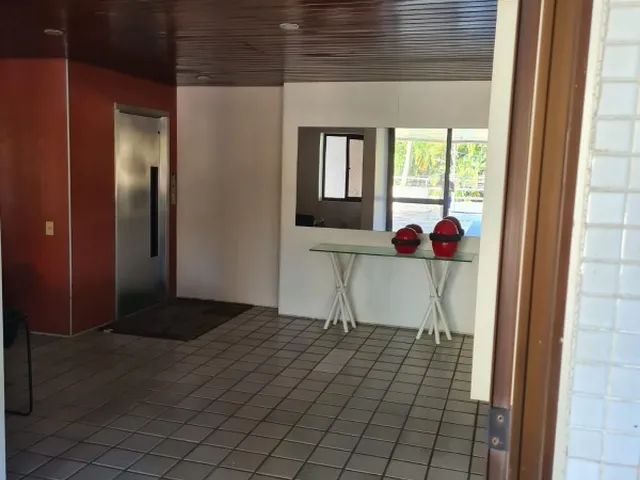 Imagem 8: Apartamento de Luxo em Casa Forte com 4 Quartos, 2 Suítes e 2 Vagas de Garagem