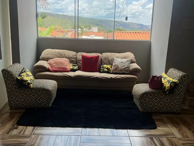 Imagem: Alugo Quarto para Elas!