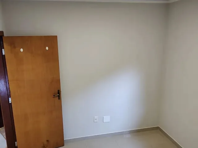 Imagem 4: Alugo Excelente Casa no Guarapark