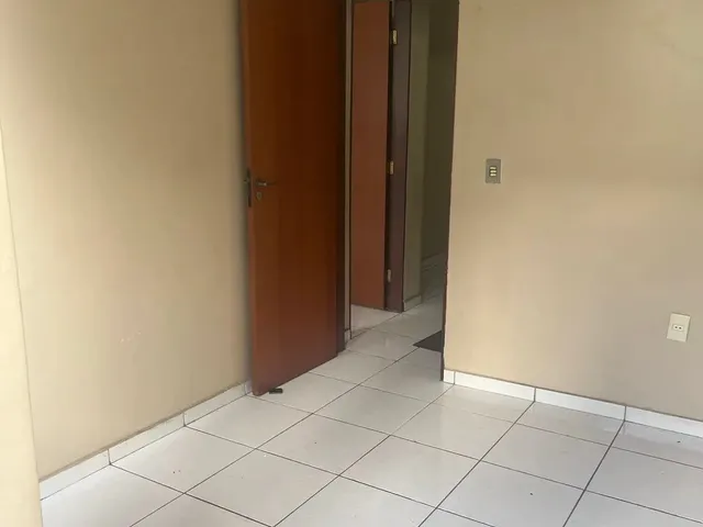 Imagem: Apartamento Dois Quartos Bem Localizado