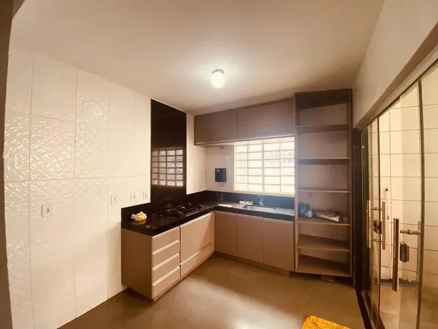 Imagem 2: Aluga-Se | Casa de 03 Quartos na Laje | 120M²