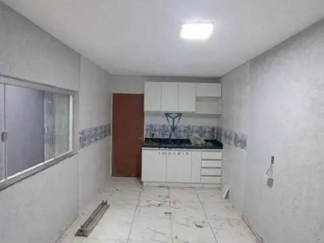 Imagem 4: Ceilândia Sul Casa Ampla com 3 Quartos (1 Suíte) Próxima Ao Metrô
