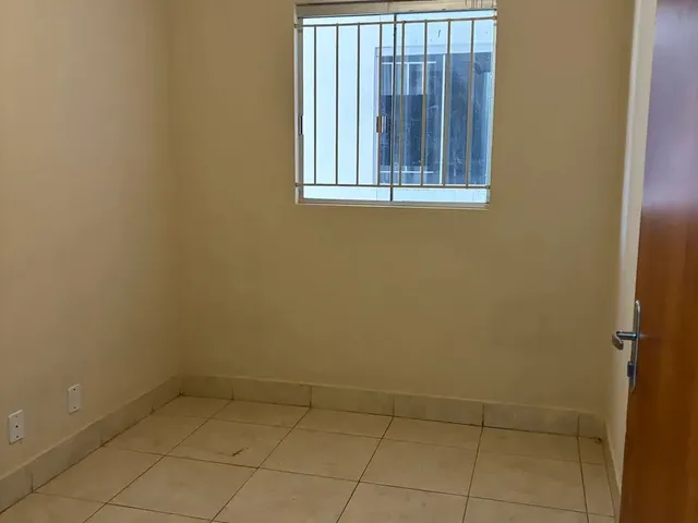Imagem 2: R$ 700,00 Apartamento com 2 dormitórios