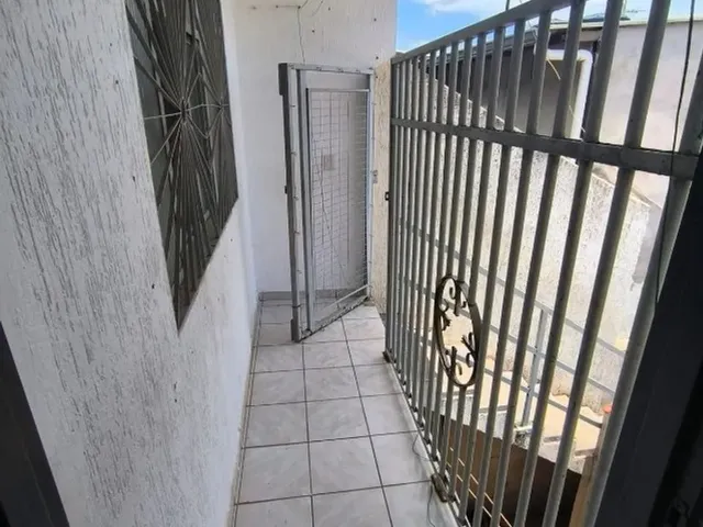 Imagem: Alugo Casa de Sobrado 02 Quartos - Qnm 40