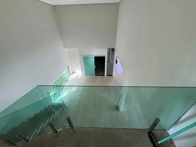 Imagem 8: Imóvel para Aluguel com 400 Metros Quadrados com 3 Quartos