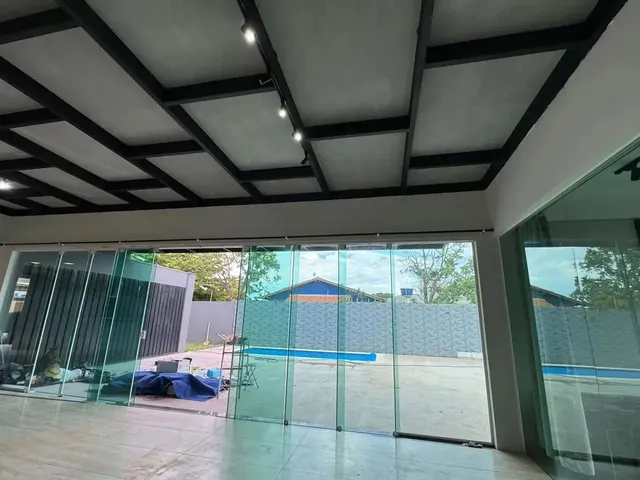 Imagem 14: Imóvel para Aluguel com 400 Metros Quadrados com 3 Quartos