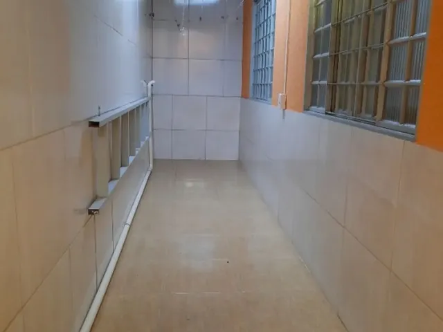 Imagem 11: Alugado!!!Alugo 3 Cômodos + Banheiro para Moças, Rapazes Ou Casal Sem Filhos e Sem