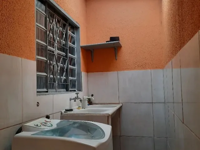 Imagem 3: Alugado!!!Alugo 3 Cômodos + Banheiro para Moças, Rapazes Ou Casal Sem Filhos e Sem