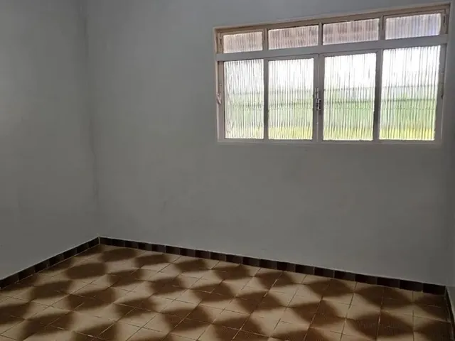 Imagem 3: Casa 3 Quartos para Alugar -Planaltina (St.tradicional)-Não É Sozinha no Lote