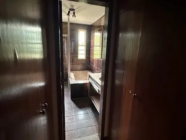 Imagem 5: Triplex de 4 Quartos com Garagem