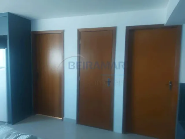 Imagem 4: Apartamento de 2 Quartos em Andar Alto com 1 Vaga de Garagem Coberta, para Alugar No