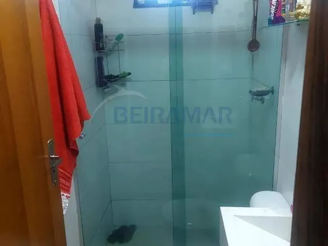Imagem 2: Apartamento de 2 Quartos em Andar Alto com 1 Vaga de Garagem Coberta, para Alugar No