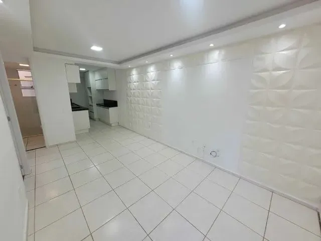 Imagem: Alugo Apartamento de 2 Quartos no Total