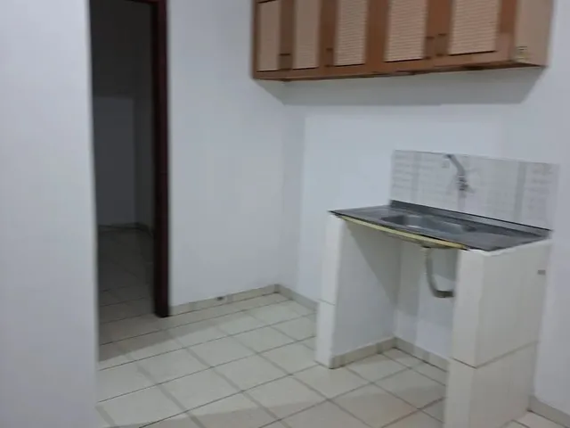 Imagem 1: Alugo Kitnet Kitnet com 1 dormitório