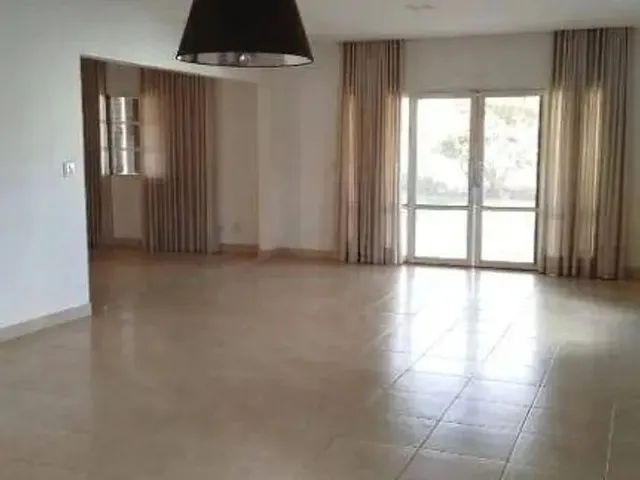 Imagem: Casa com 4 Dormitórios para Alugar, 620