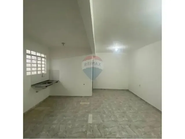 Imagem 8: Aluguel - Kitnet Qno 16 - Ceilândia Norte