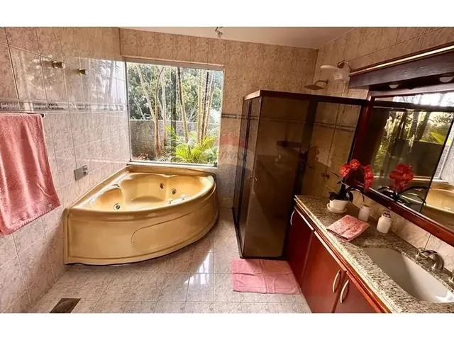 Imagem 10: Casa Mobiliada, 4 Quartos, 1 Suíte, 2 Vagas de Garagem para Locação no Park Way