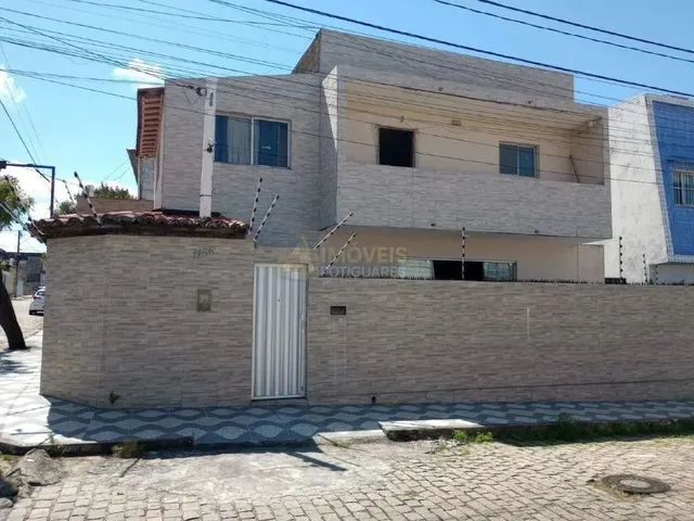 Imagem: Casa Duplex, com 4 Quartos no Barro Vermelho