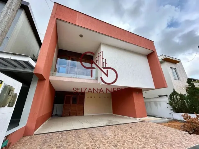 Imagem: Casa Triplex no Condomínio Parco Della