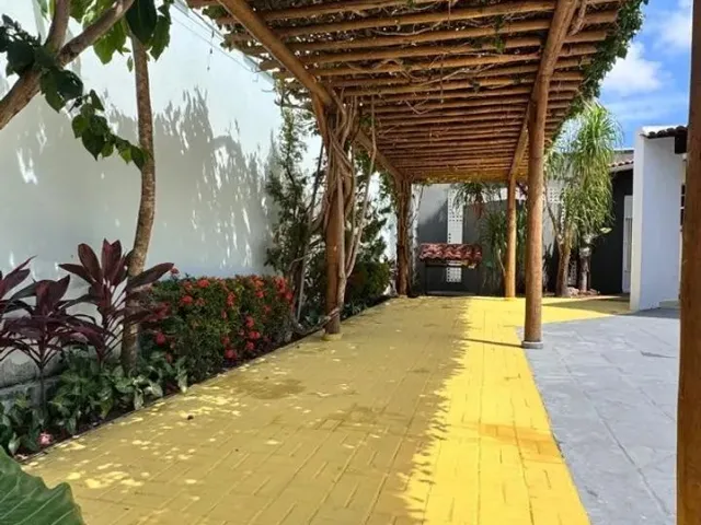 Imagem 4: Casa de Alto Padrão com 550M² em Capim Macio - Ll