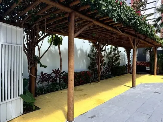 Imagem 6: Casa de Alto Padrão com 550M² em Capim Macio - Ll