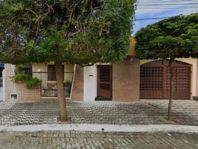 Imagem: Casa Térrea 3/4 C/ Suíte de 200 M², Sala