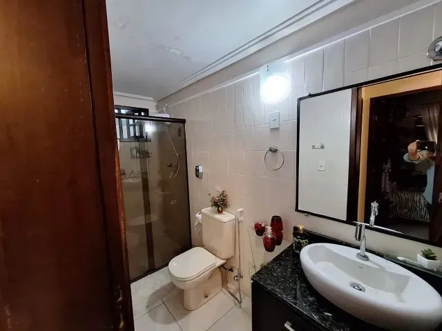Imagem 8: Casa Térrea 3/4 C/ Suíte de 200 M², Sala de Estar e Jantar, 2 Vagas por 450.000,00