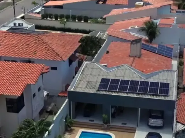 Imagem: Belíssima Casa 5/4 Sendo 04 Suites Alto