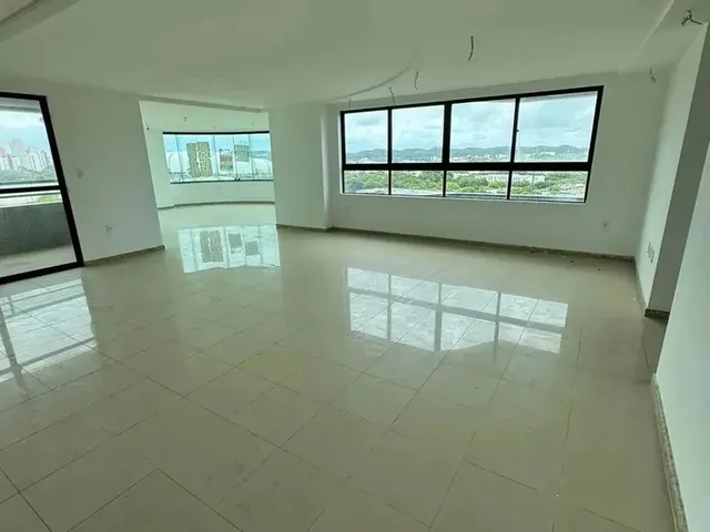 Imagem: Crystal Green/ 5 Suítes e 4 Vagas- Lagoa