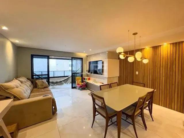 Imagem: O apartamento possui 4 Dormitórios, 3 Suítes, 4