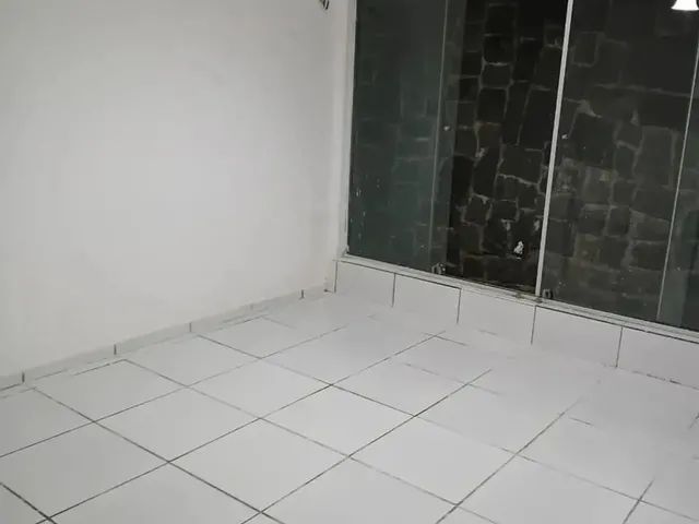 Imagem 2: Lado Sombra Casa com 3 dormitórios
