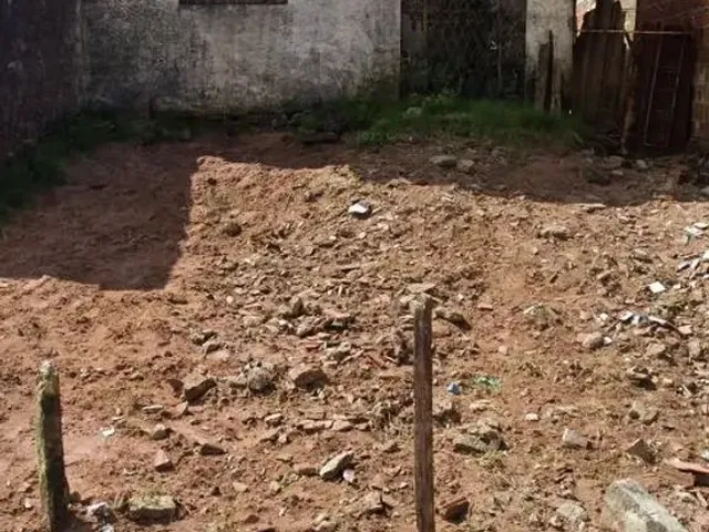 Imagem 10: Casa com Terreno na Zona Norte