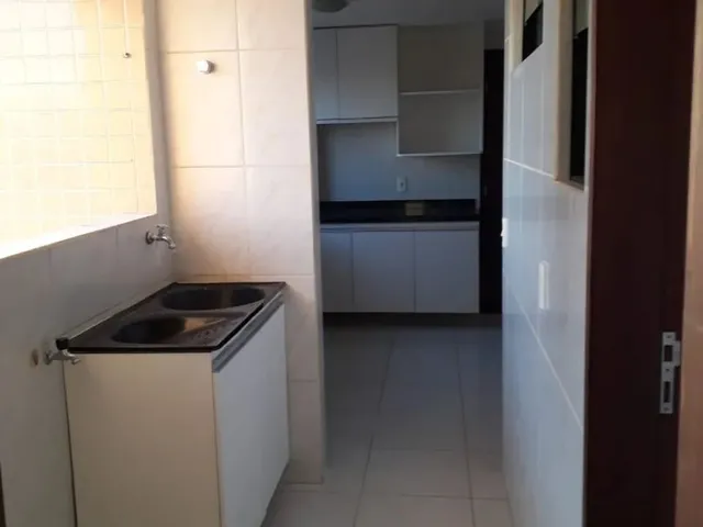 Imagem 8: Edifício Carlos Silva - Apto 3/4 com 3 Suítes de 120 M², Dependência, 2 Vagas por 450