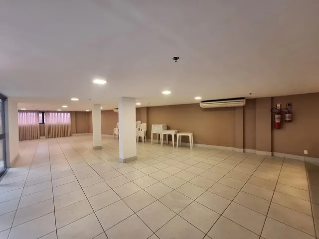 Imagem 15: Edifício Carlos Silva - Apto 3/4 com 3 Suítes de 120 M², Dependência, 2 Vagas por 450