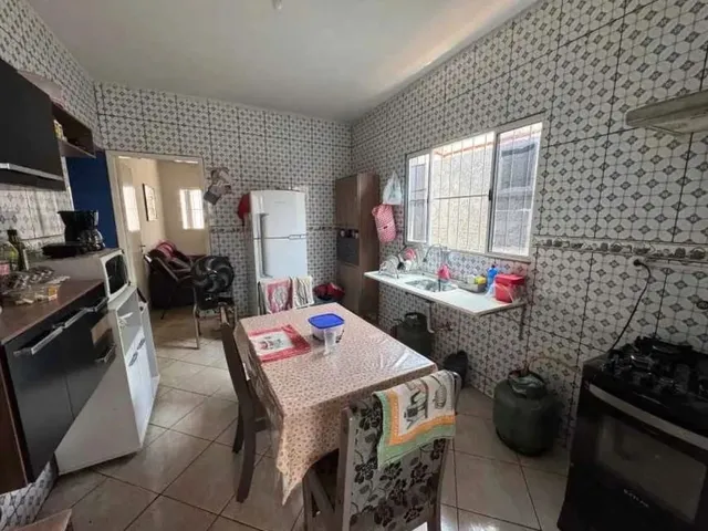 Imagem 6: Vendo Casa no Potengi com 3 Quartos e Perfeito para Familia Grande