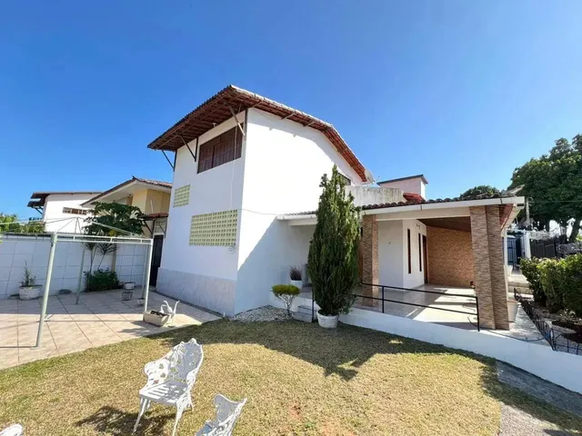 Imagem: Belíssima Casa 4/4 Sendo 03 Suites 450M²