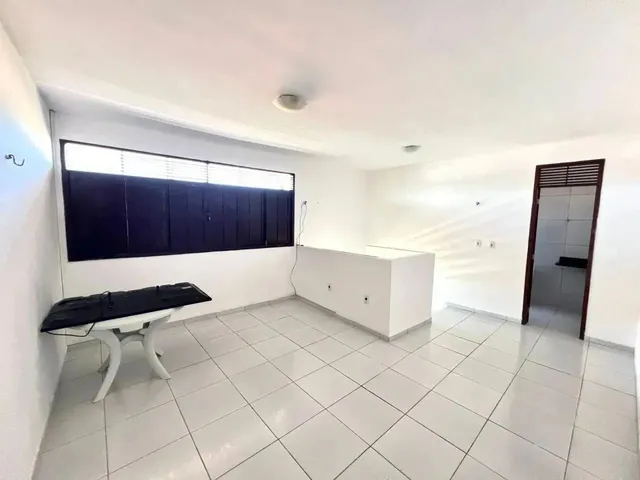 Imagem 6: Belíssima Casa 4/4 Sendo 03 Suites 450M² em Capim Macio