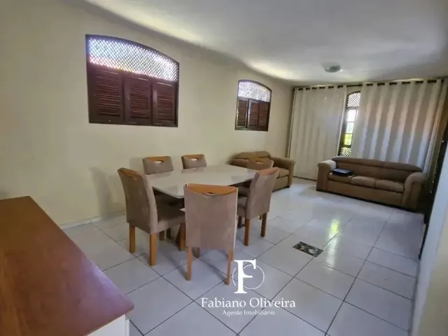 Imagem 5: Imóvel para Venda Possui 214 Metros Quadrados com 4 Quartos em Lagoa Nova - Natal - Rn