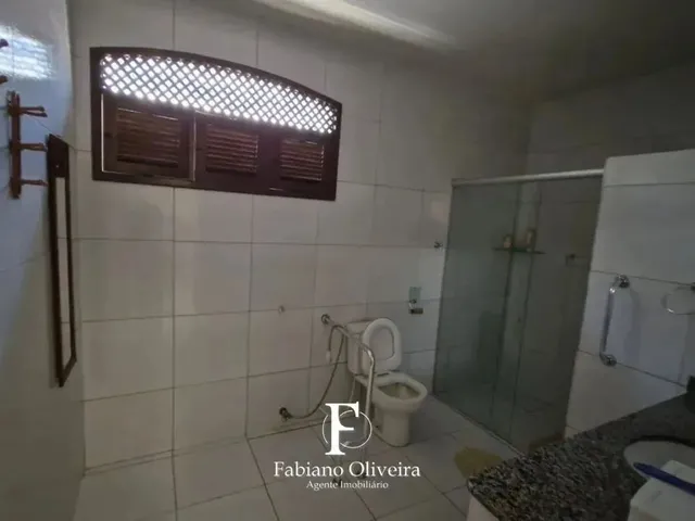 Imagem 4: Imóvel para Venda Possui 214 Metros Quadrados com 4 Quartos em Lagoa Nova - Natal - Rn