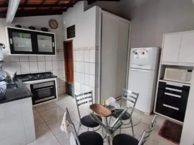 Imagem 9: Casa em Ponta Negra com 3 Quartos e 2 Banheiros Ry0010.